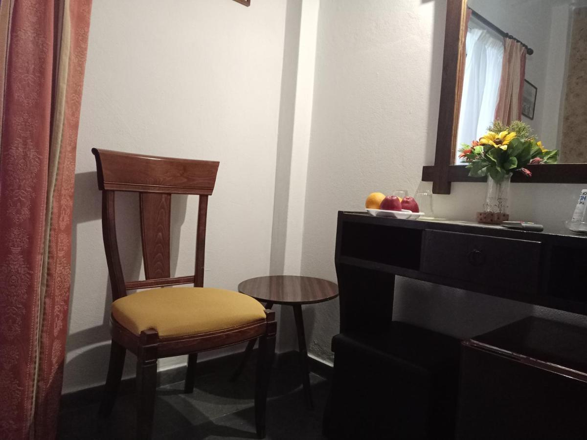Elvira Hotel Stalís Ngoại thất bức ảnh